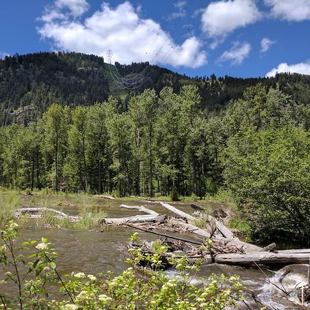 Rock Creek Mercantile & Motel Clinton Bagian luar foto