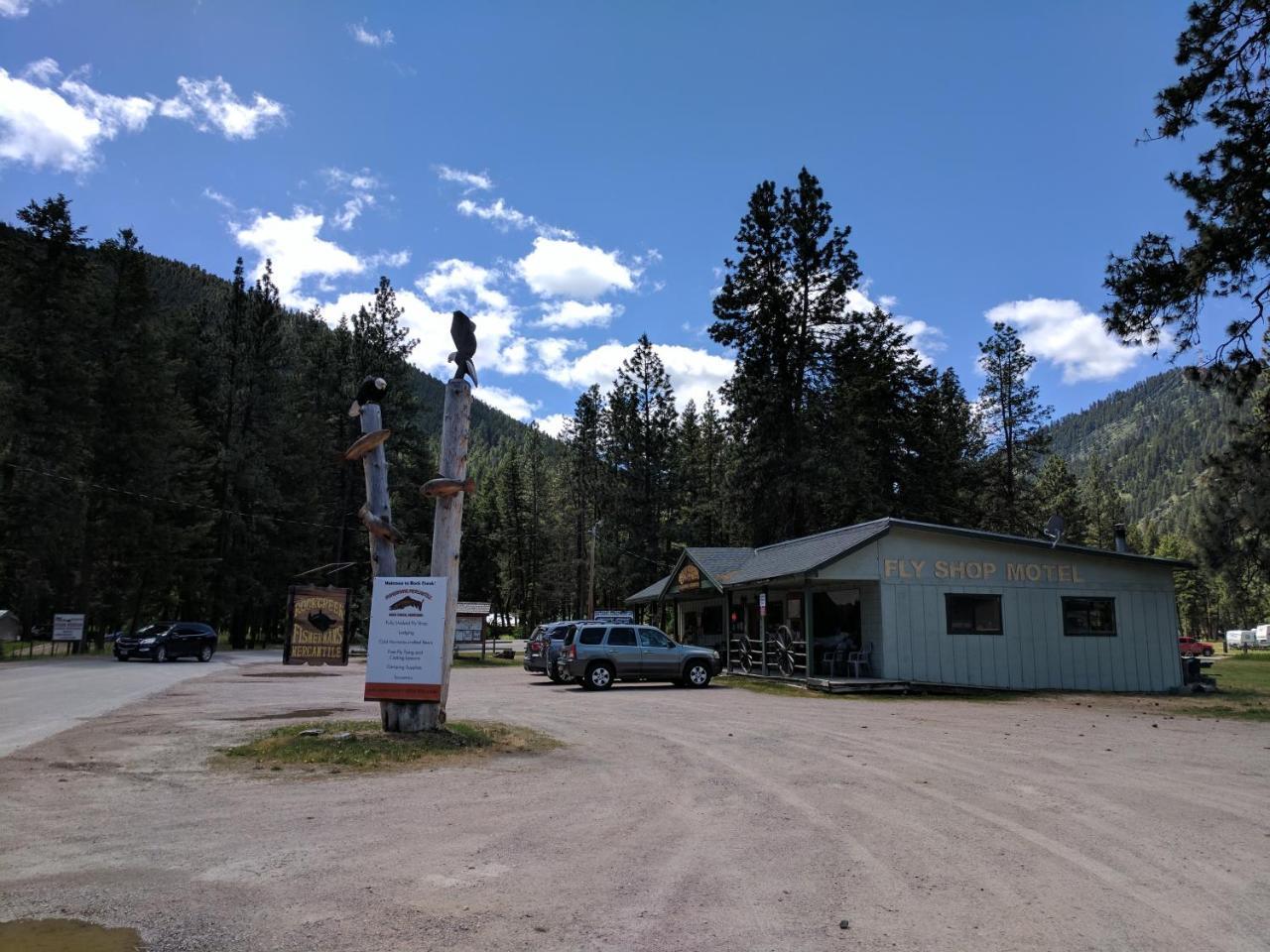 Rock Creek Mercantile & Motel Clinton Bagian luar foto